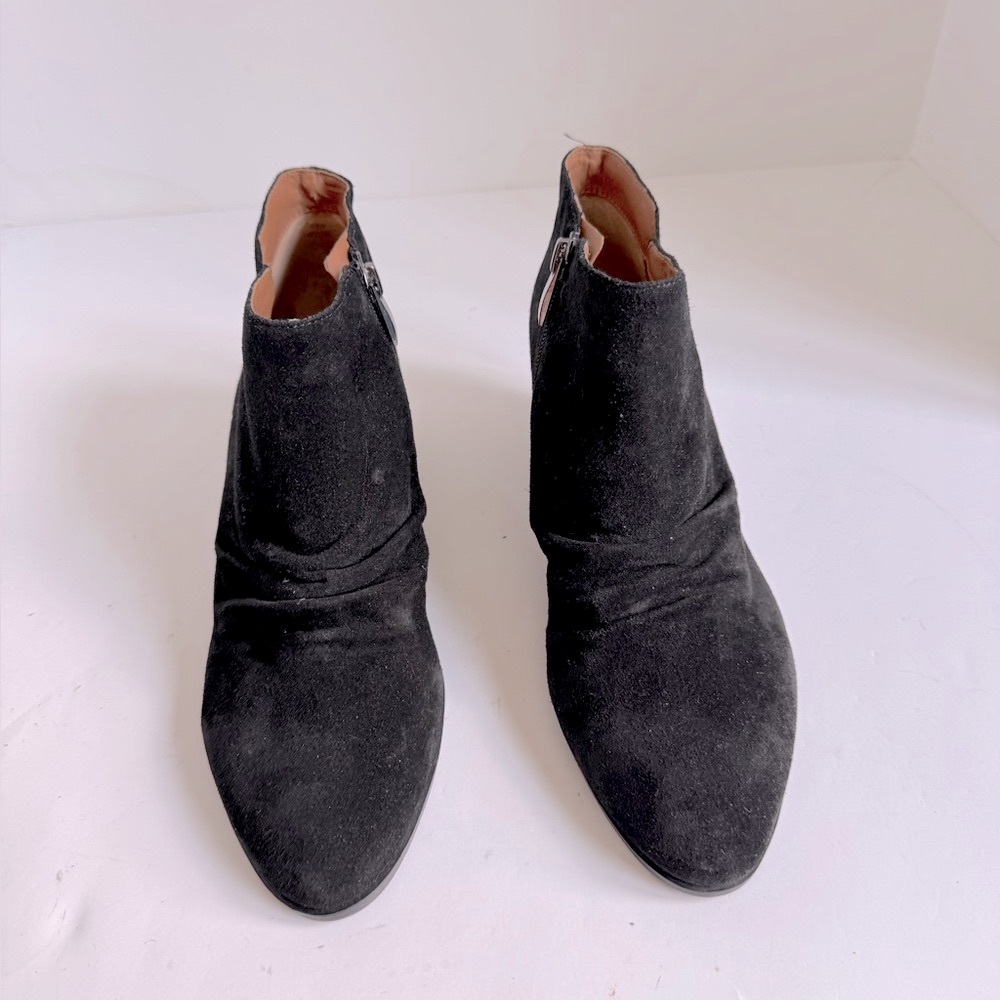 Franco Sarto Ankle Suede Booties. Size 7.5